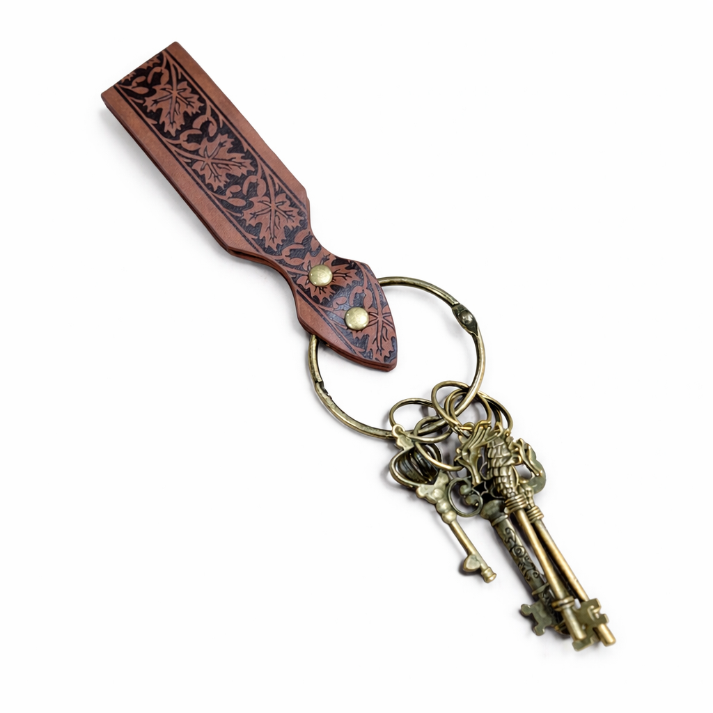Nordic Leather Belt Keeper with 5 Skeleton Keys on Ring for Santa